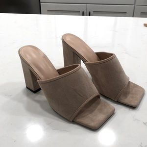 Nude Suede Heel size 8